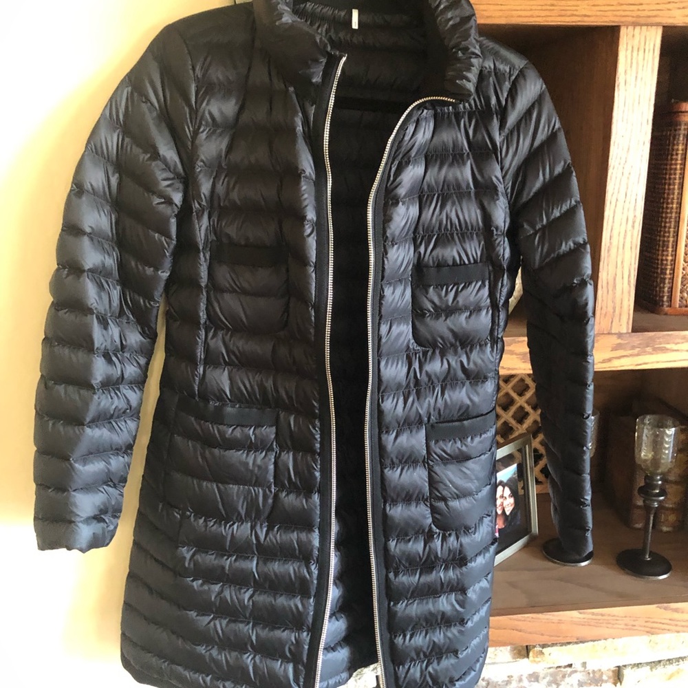 Gorgeous Moncler Down Jacket size 1 small